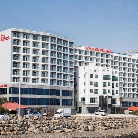 Co-Op City Hotel Harborview Seogwipo Exteriör bild